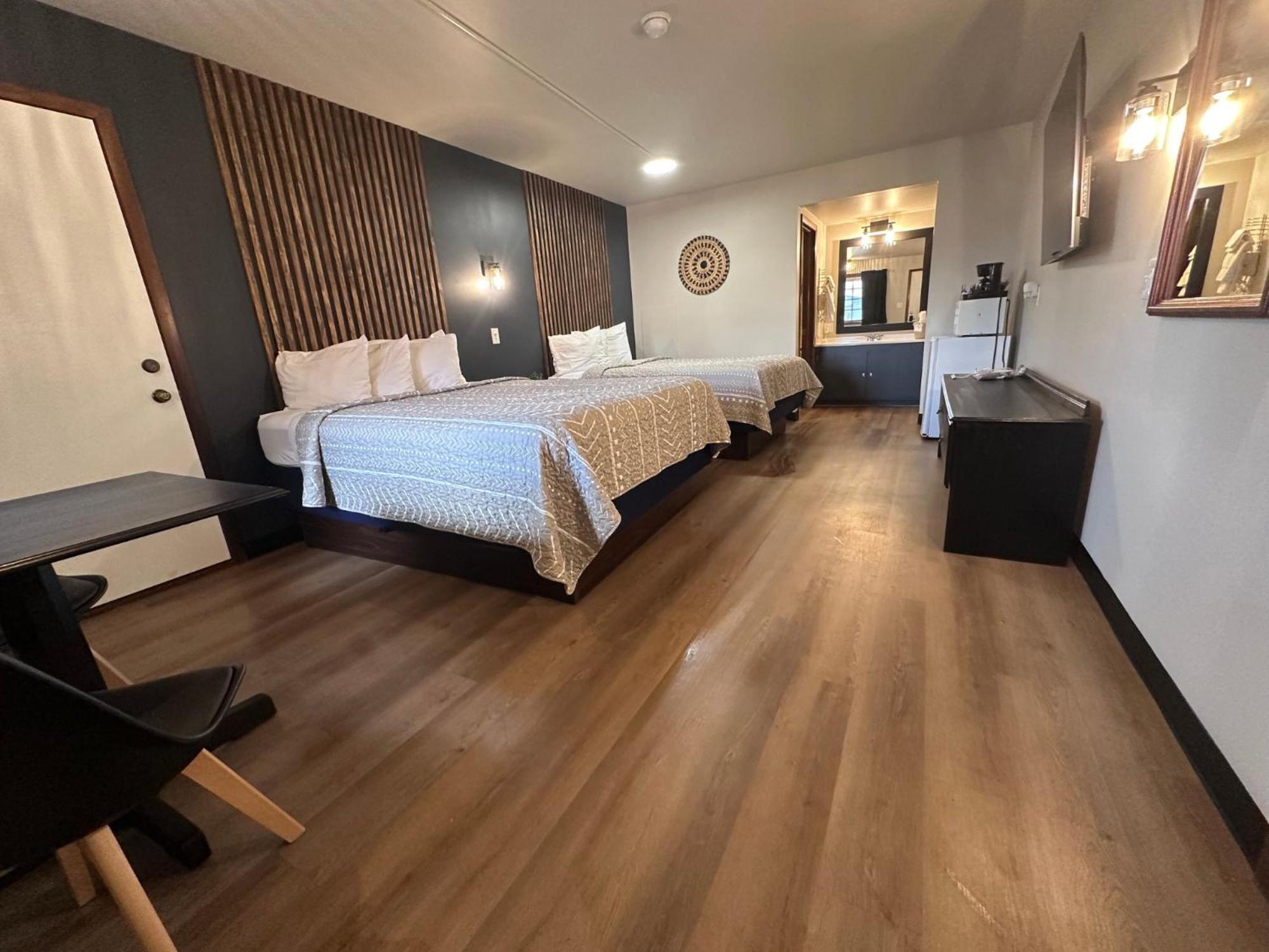 The Roscoe Boutique Motel Coshocton Δωμάτιο φωτογραφία