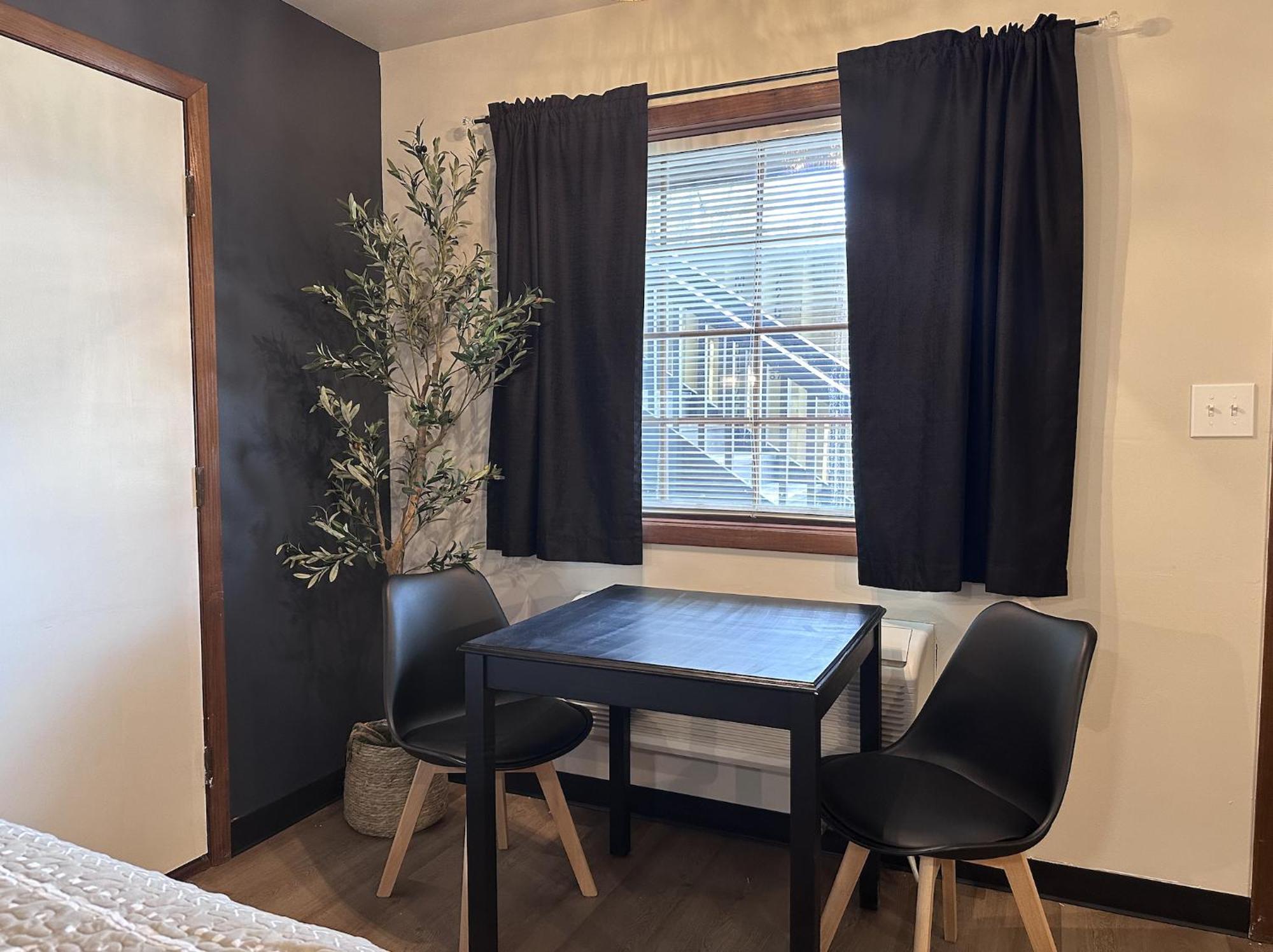 The Roscoe Boutique Motel Coshocton Δωμάτιο φωτογραφία